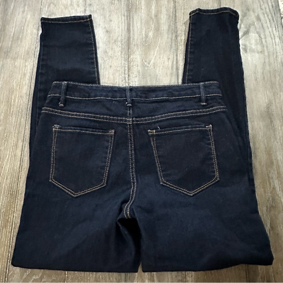 Adrienne Vittadini Jeans - Picture 3 of 9